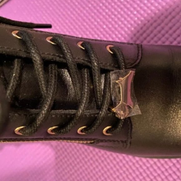 Radley London Shaw Crescent Outside Zip Lace Boot New in Box, size US 5 - Picture 5 of 7